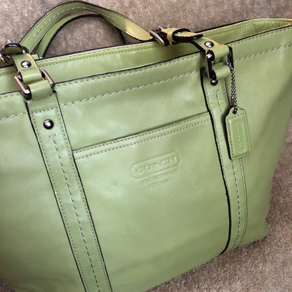 Large lime green Coach purse - Picture 8 of 8